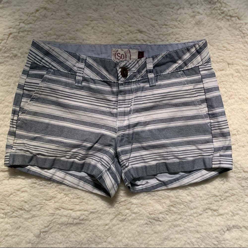 SO size 0 low rise shorts